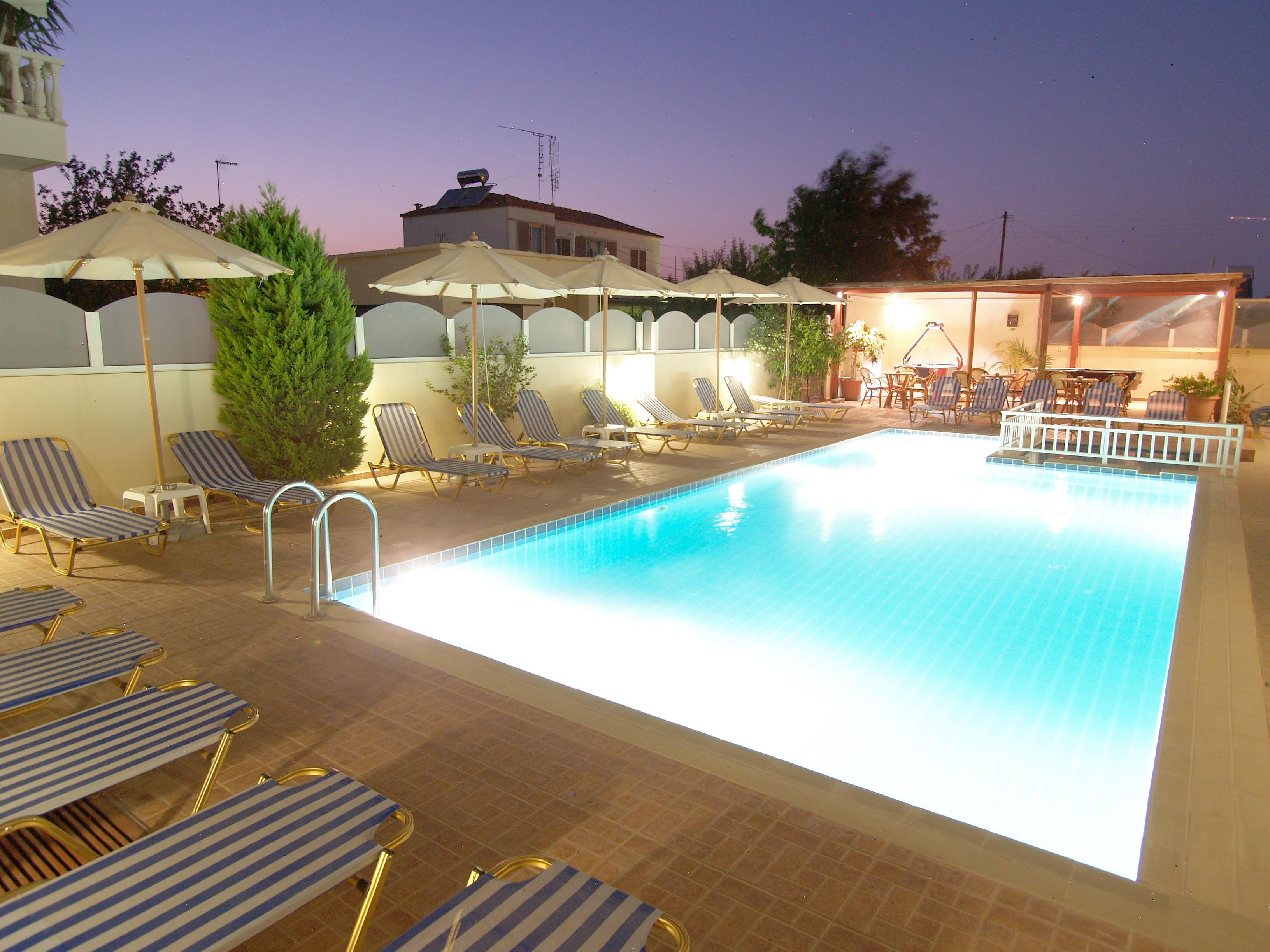 Alea Hotel Apartments Lalyssos Eksteriør billede