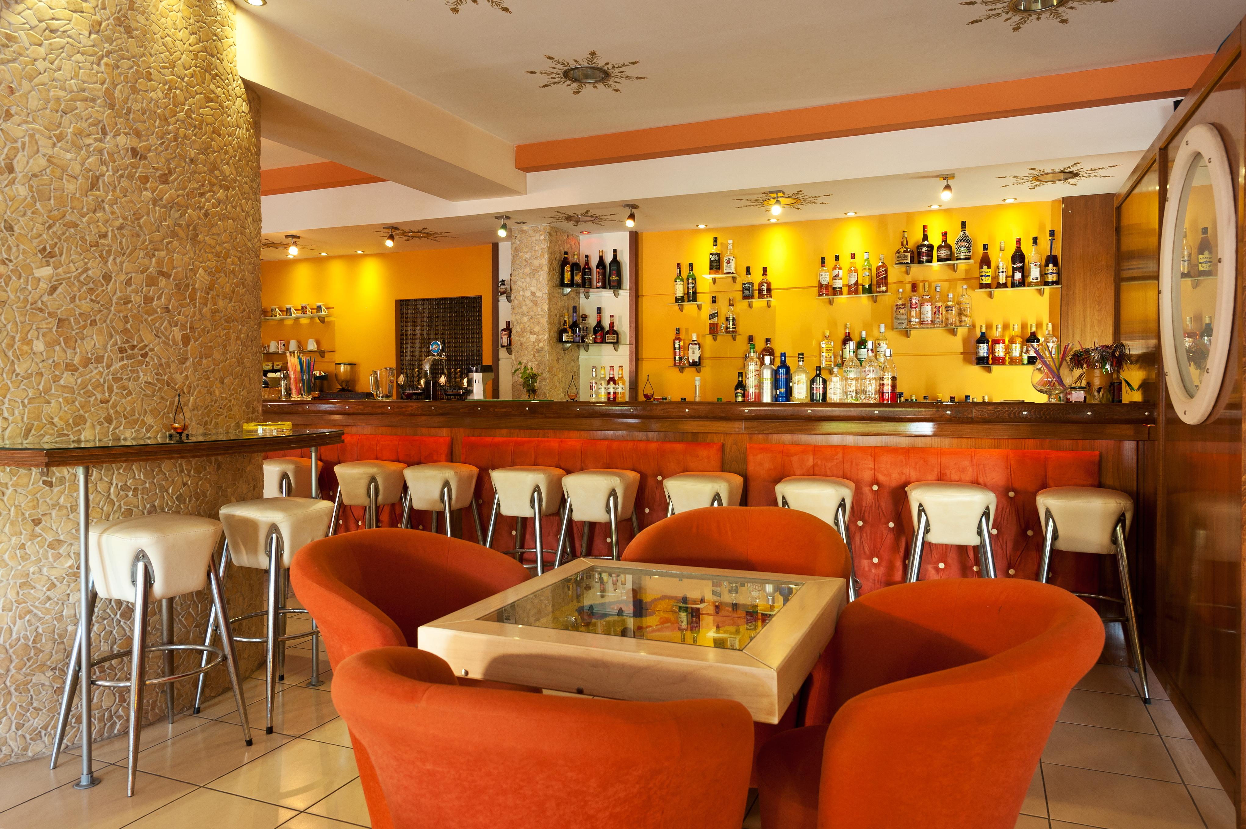 Alea Hotel Apartments Lalyssos Eksteriør billede