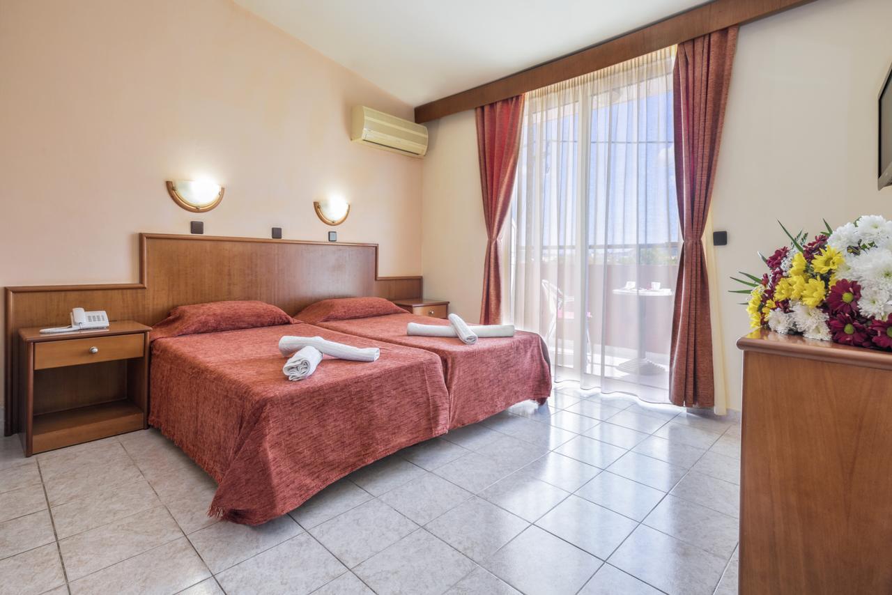 Alea Hotel Apartments Lalyssos Eksteriør billede