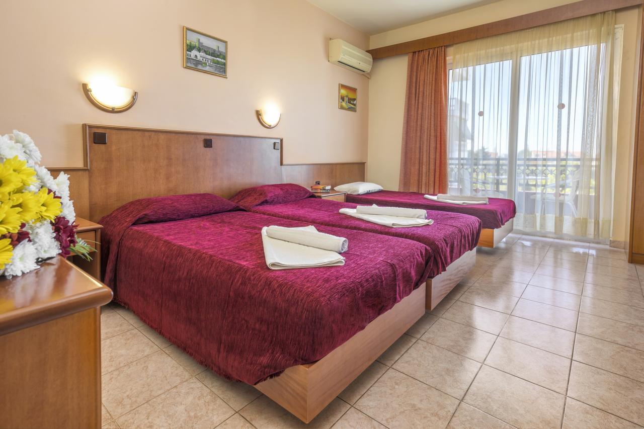 Alea Hotel Apartments Lalyssos Eksteriør billede