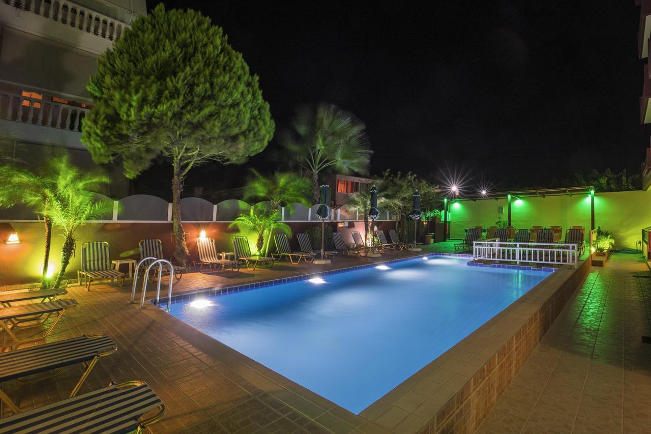 Alea Hotel Apartments Lalyssos Eksteriør billede