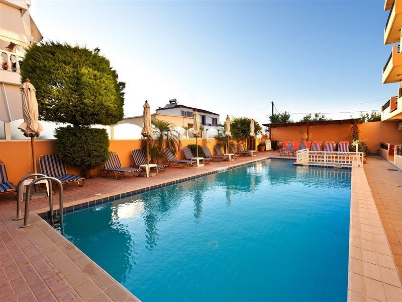 Alea Hotel Apartments Lalyssos Eksteriør billede