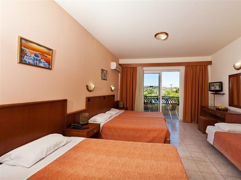 Alea Hotel Apartments Lalyssos Eksteriør billede
